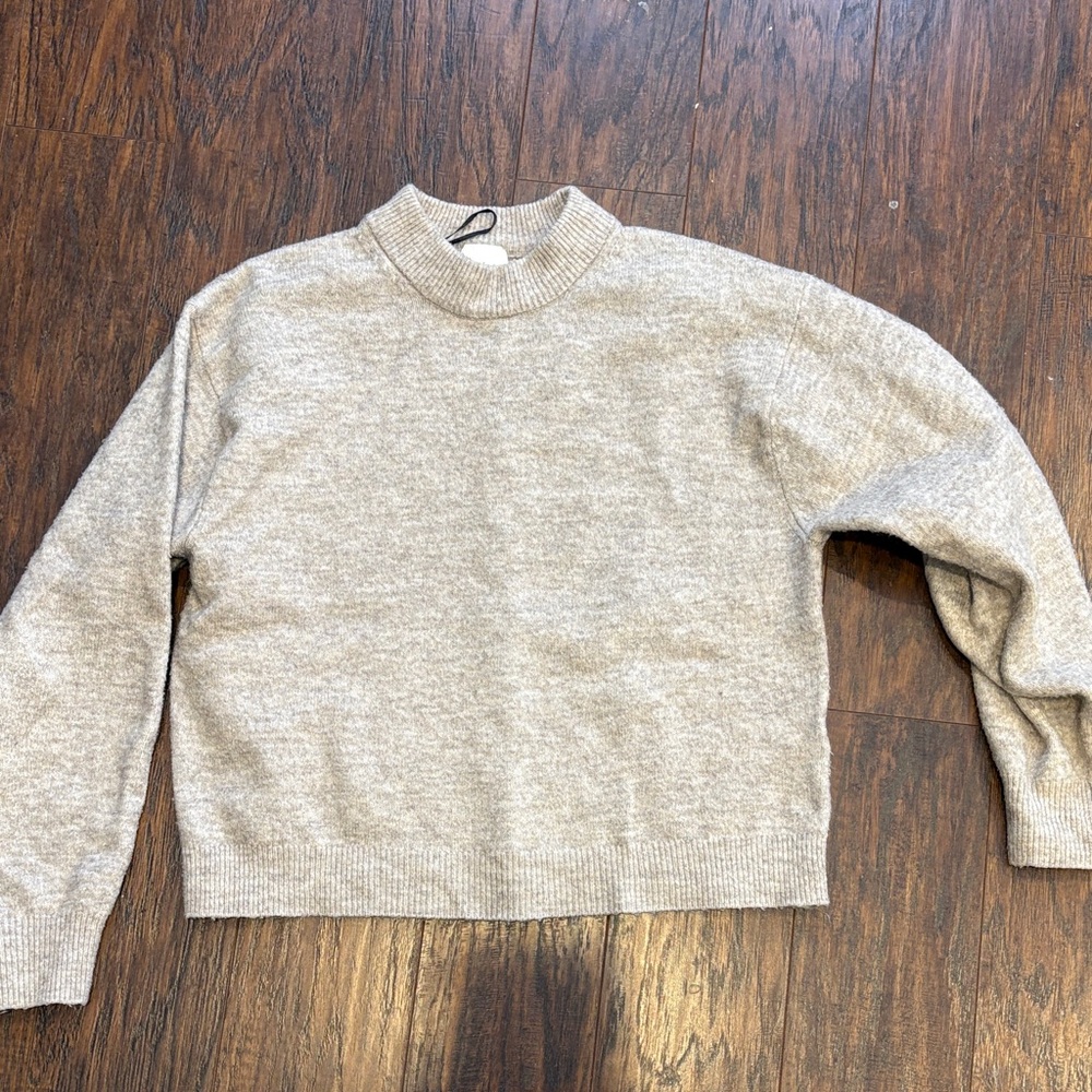 H&M Tan Women's Sweater